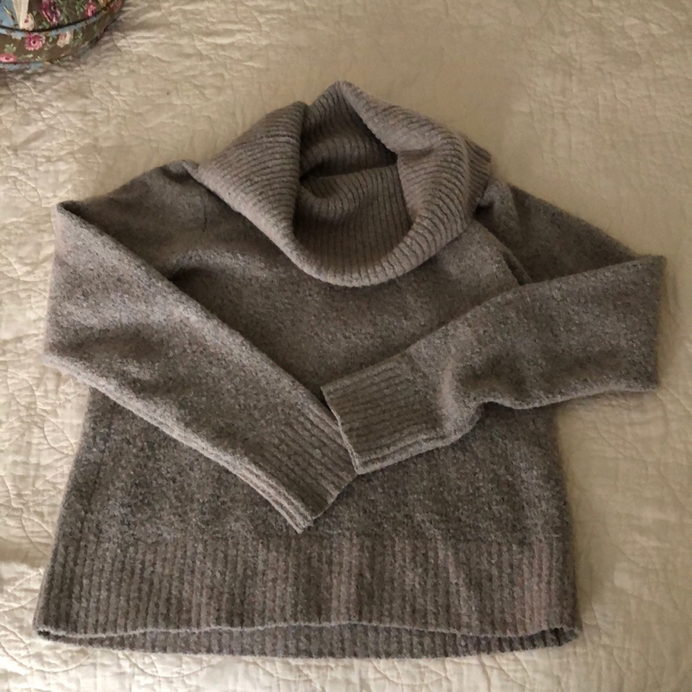 Pria Acrylic & Wool Sweater Cowl Neck